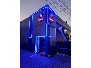 Led-Neon-Dış-Cephe-Uygulama-4-300x225